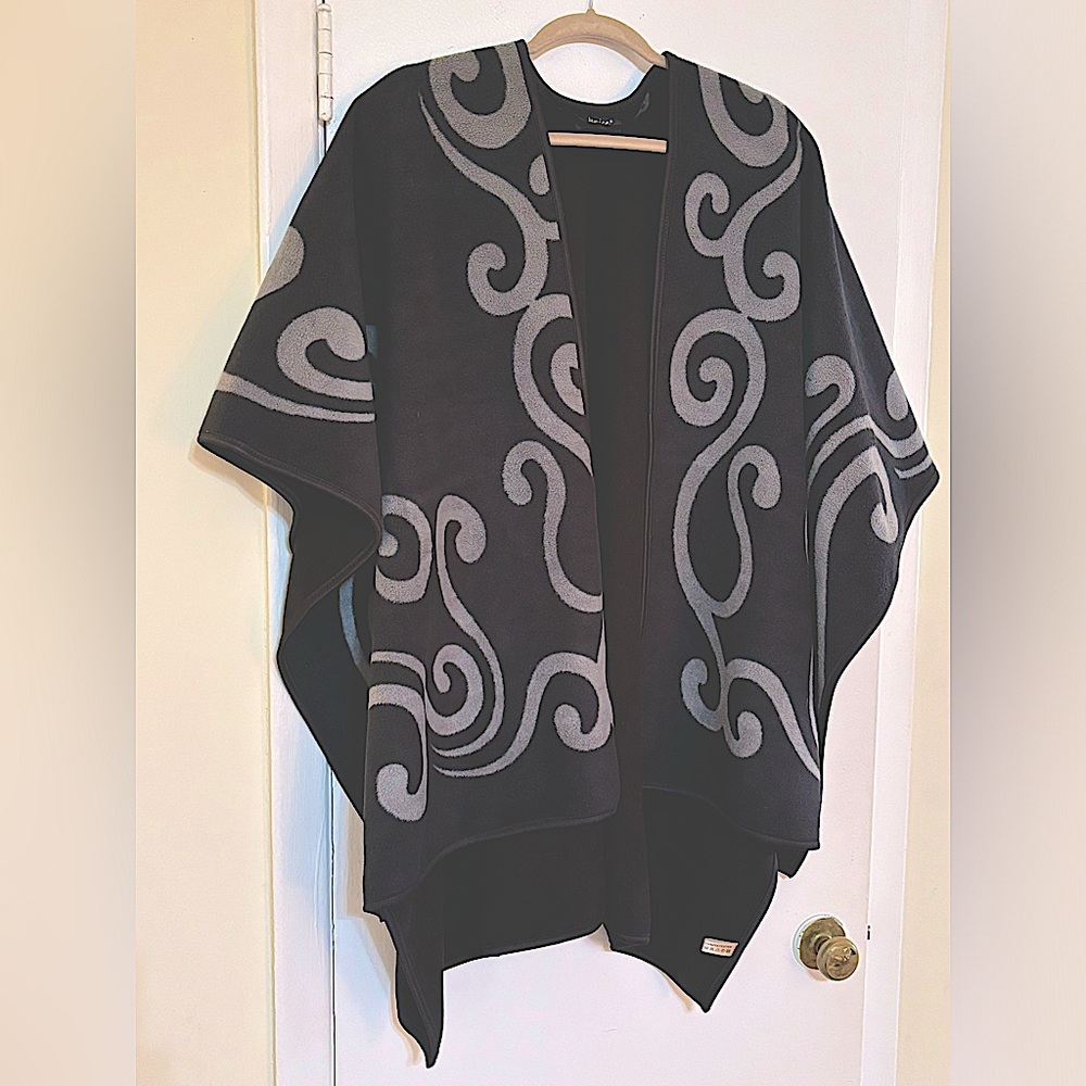 Fleece Poncho, Cape Black With Gray Swirl, Reverses to Solid Black 54x42